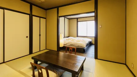 Gensen Kakenagashi Yuyado Choseian Отели рядом со станцией Станция Ширахама