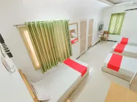 StayGuru Usha Residency Hotel berhampiran Mehendi colony Ground