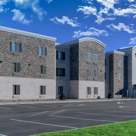 Candlewood Suites LAKEVILLE I-35 by IHG