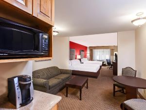 Holiday Inn Express & Suites Lafayette-South