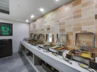 Lemon Tree Hotel, Banjara Hills, Hyderabad - breakfast