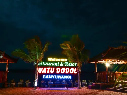 Watu Dodol Hotel فنادق في Kalipuro