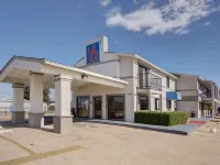Motel 6 Lancaster, TX - DeSoto - Lancaster Hotels in Lancaster
