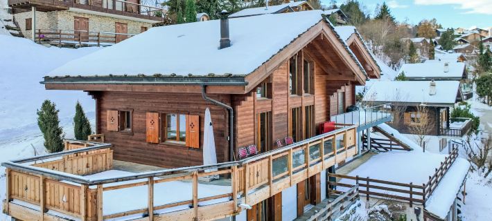 Sneachta Hotels in Conthey
