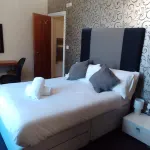 Kensington House by Warren Collection