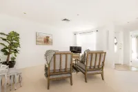 Beautiful studio on Jasmine