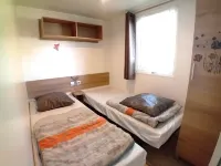 3 Bedroom Mobile Home Near the Beaches