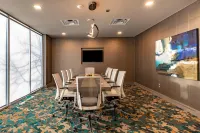 Element Dallas Downtown East