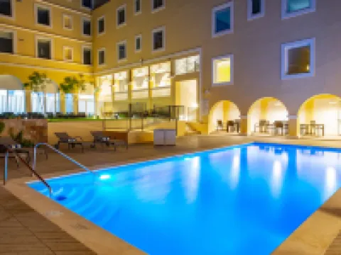 ฮอลิเดย์ อินน์ เอ็กซ์เพรส เมริดา เซนโทร บาย IHG โรงแรมในเมรีดา