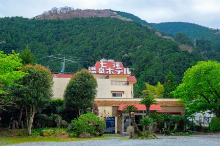 Nanadaru Onsen Hotel Отели рядом со станцией Кавазу Стейшн