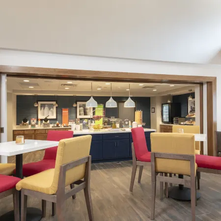 Hampton Inn & Suites Xenia Dayton