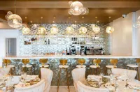 Newquay Beach Hotel by Sunday - bar