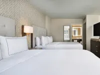 Hilton Kansas City Country Club Plaza Hotels near Hyde Park