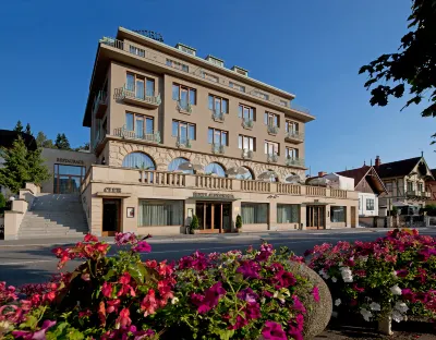 Alexandria Spa & Wellness Hotel Hotels in Лухачовице