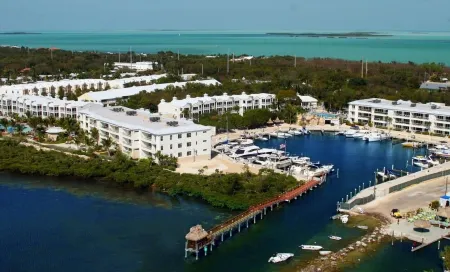 Ohana Cay 4 Bed & 4 Bath Unit 906 @Mariners Club - Sleeps 10!! Отели рядом с достопримечательностью «Dolphins Plus - Key Largo»