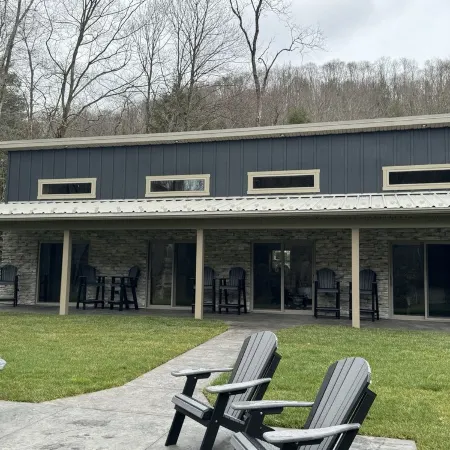 Gone Fishing cabin- family-friendly, riverfront & minutes from East Branch Lake.