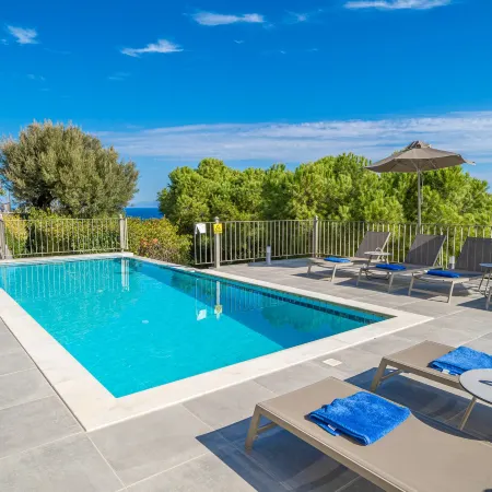Villa Niki with swimming pool