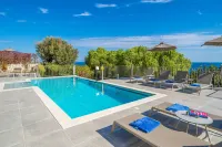 Villa Niki with swimming pool - فلل