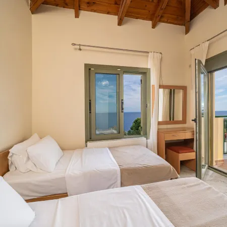 Villa Dinos with swimming pool