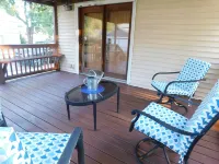 Bow Wow/Meow! Fenced Yard--5 min to Downtown Peoria