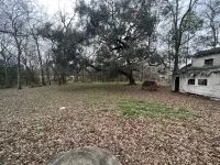 Craftsman Home on 3 acres with live oaks lots of space for gatherings Academy Sports + Outdoors 주변 호텔