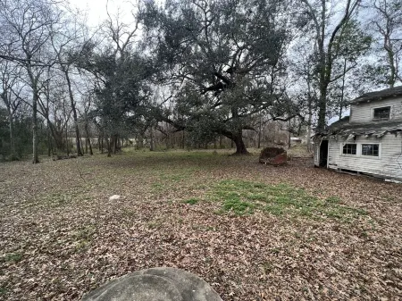 Craftsman Home on 3 acres with live oaks lots of space for gatherings Отели в г. Лафайетт