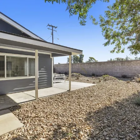 The Beachsides Bliss, BBQ, Arcade, Game Room, Fire Pit Patio, 5 Miles to Beaches