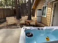 Big Bear Dream Cabin, Jacuzzi, Comfy Beds, Big TVs