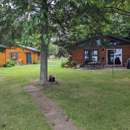 Cabin on Soo Lake.  Enjoy the views of the lake 66' from water's edge.