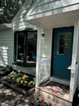 Wayzata Colorful Home w/ Office! Hotels in Wayzata