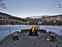 New Listing Steps from the lifts, Multiple Hot tubs/Play Pool