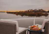 Romantic Getaway with Sauna, fireplace and great seal watching فنادق في Oakley