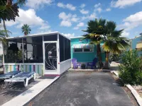 waterfront cottage near key west, sleeps 6