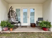 2 Bed King Size Biloxi Luxury Condo