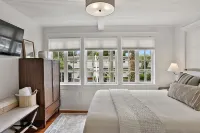 The Ashford - 2min walk to DT Mt Dora - 5 Star luxury!