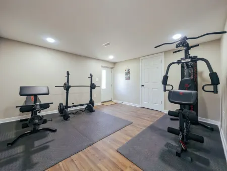 15 Minutes To Hershey Park w/ Hot Tub, Firepit, Gameroom & In-House Gym Отели рядом с достопримечательностью «Парк Клаун»