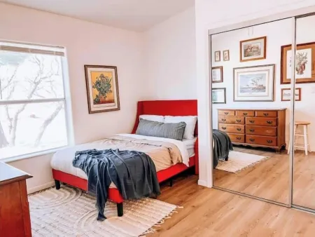 Copper Canyon Cottage 8 Bedroom House