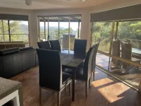 Private paradise with lake view (pet friendly)