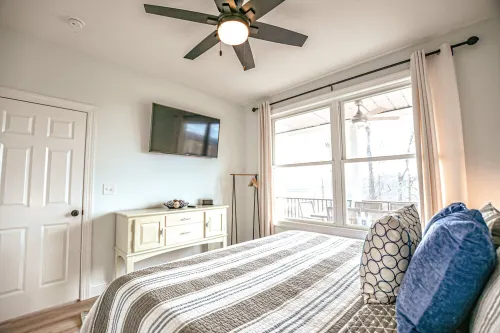 Brand New! Deerfield house with covered boat slip!