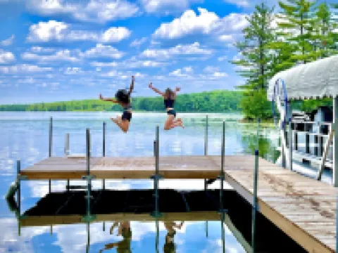 Private Lake Resort: Large Yard, Sandy Beach, Pontoon, Fire Pit, Home Theater