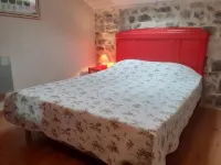 Charming cottage la FENIERE in quiet area, 105m², 3 ch, heated swimming pool