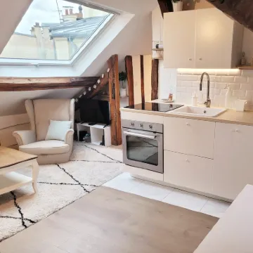 Le cosy Macaron - At the heart of Versailles