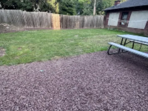 The Blue backyard studio suite!!  Convenience and practicality in one place!! Hotels in Allentown