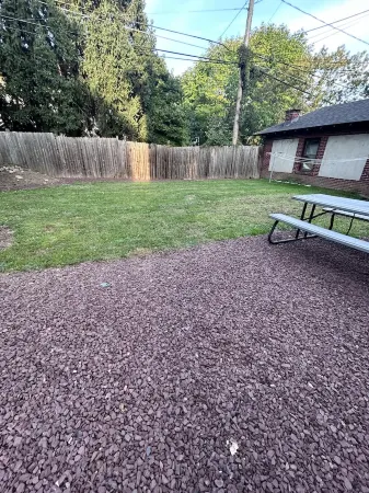 The Blue backyard studio suite!!  Convenience and practicality in one place!!