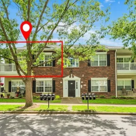2 Bedroom Lake Norman Condo POOL