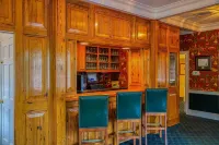 Charming 2 BR cottage, set in Live Oak Grove in Gated WPC,  Murrells Inlet, Pets Hotels in Murrells Inlet