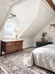 Tiny House + workspace + acreage + near lake