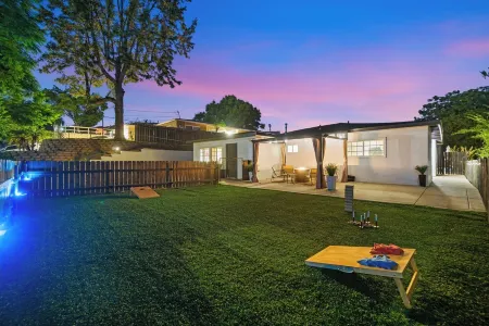 Panoramic Mountain View Oasis with Pool!! Serene 4 bedroom Newly remodeled home!