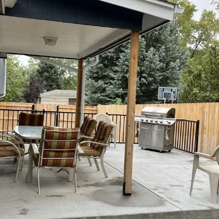 Huge Family Retreat w/Game Room & Movie Theater