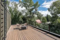 Red Elephant Resort next to the Big Wood River - When Only the Best Will do.